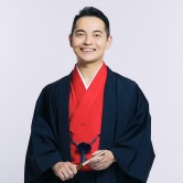 錦笑亭満堂