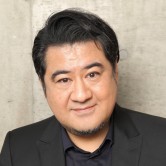 小手伸也